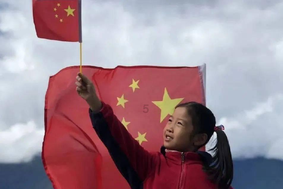 新华全媒+|黄土高原上的冬日坚守——陕北革命老区首条高铁建设纪实