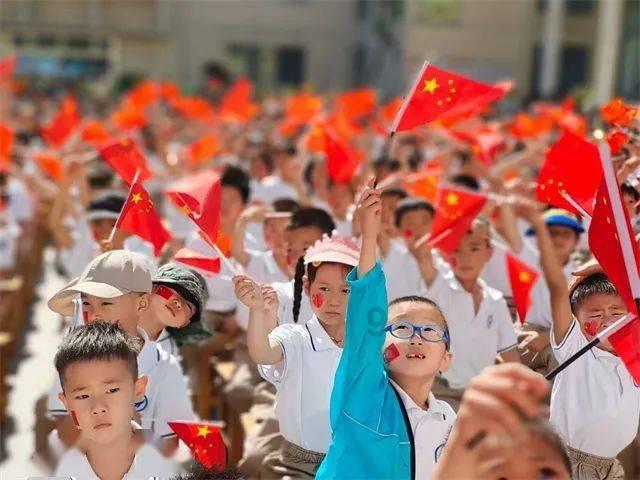 观山湖社区养老服务站：让“养老”变“享老”