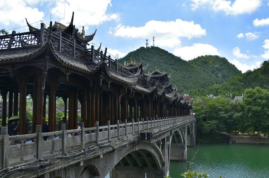 陕西省三原县发布大风蓝色预警